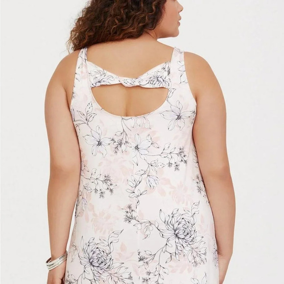 Torrid Pink Birch Beauty Floral Bow Back Tank in Size 1 - Picture 2 of 11